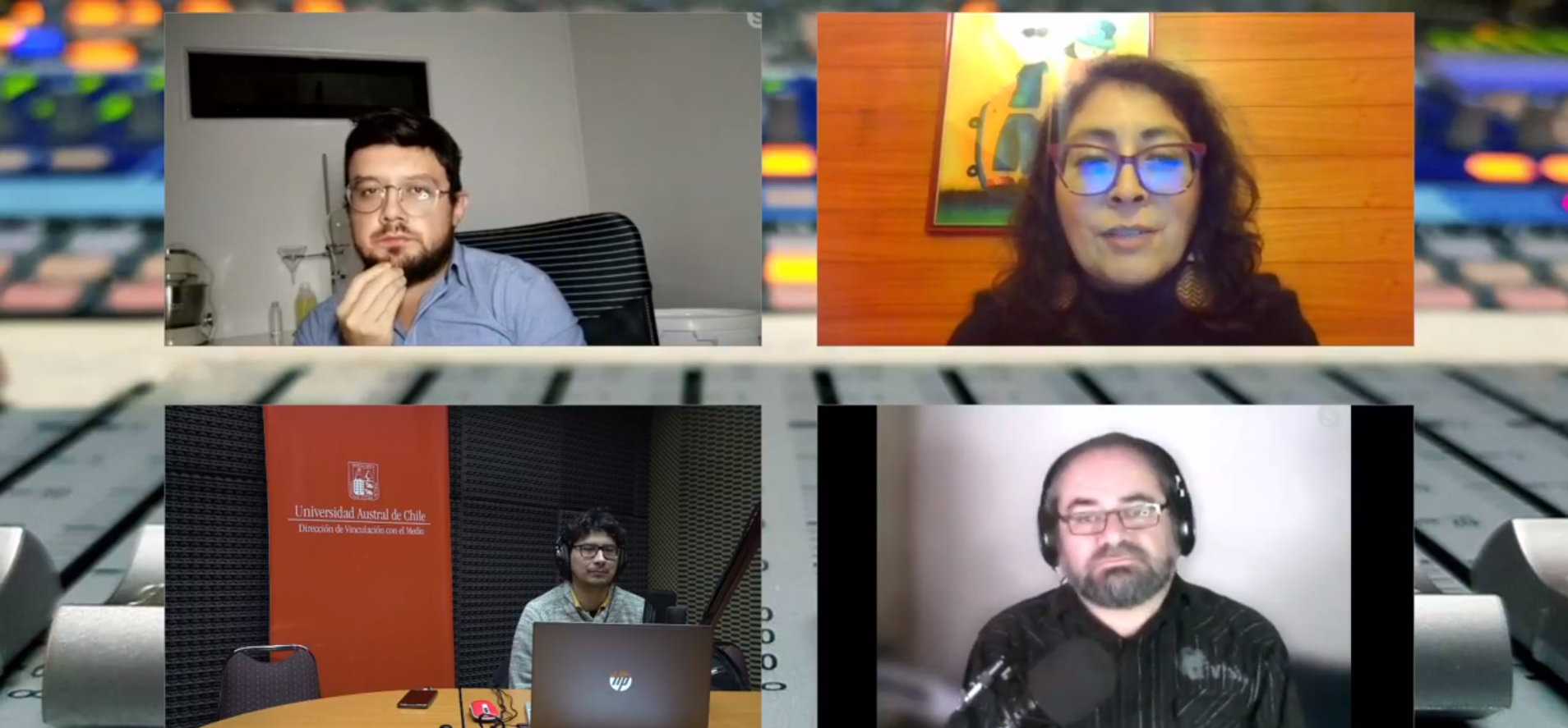 Captura de pantalla del programa donde están los invitados y panelistas 