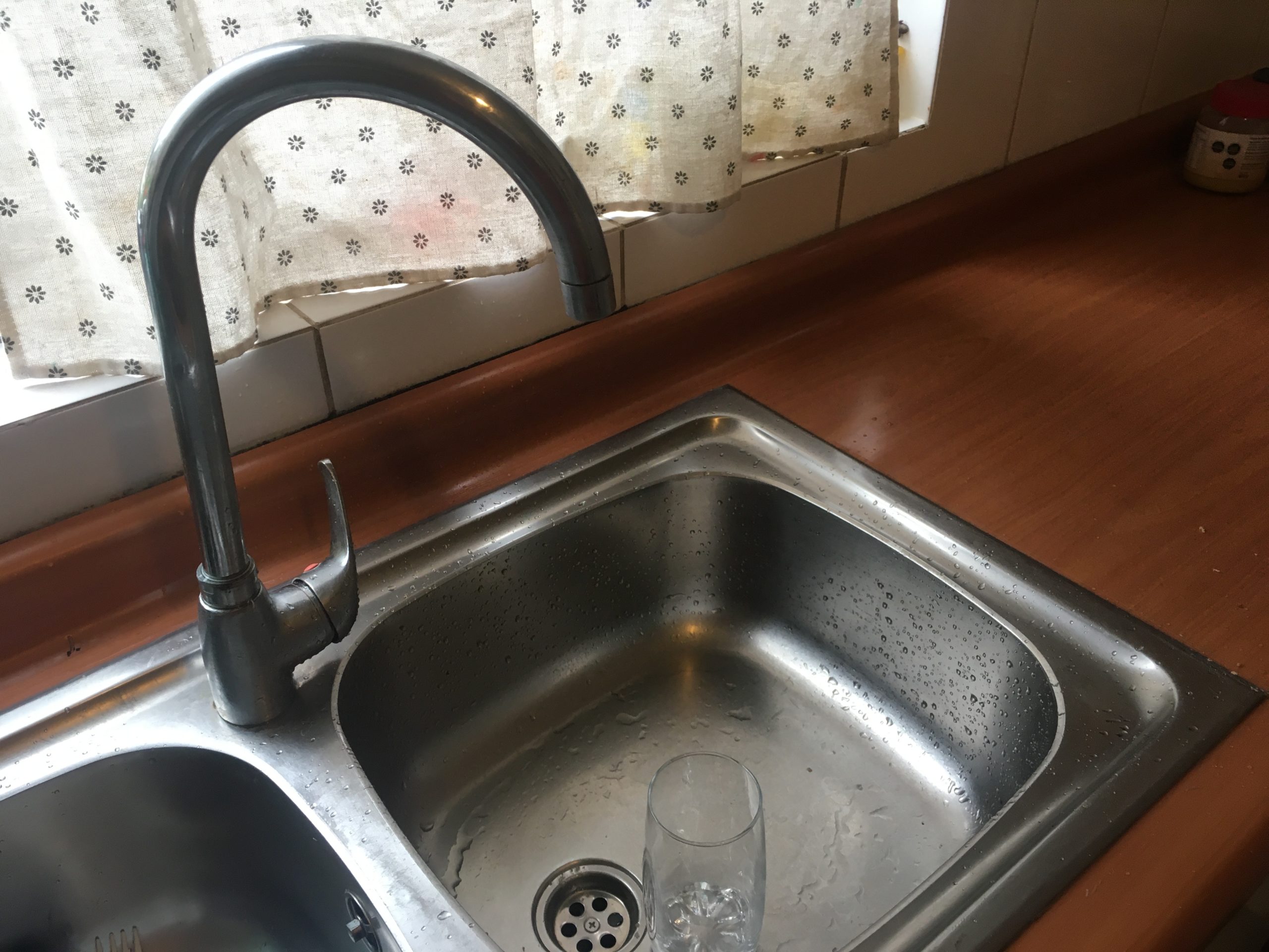 Estudiarán comportamiento del consumo de agua potable residencial valdiviana